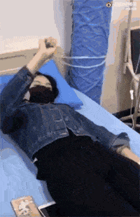 红伞伞白杆杆吃完躺板板