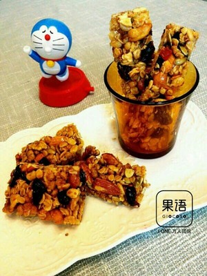 坚果燕麦片棒制作方法