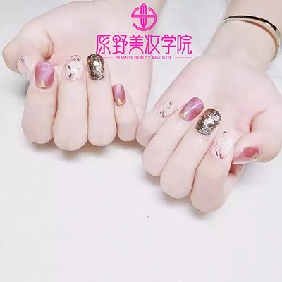 美甲专业培训学校