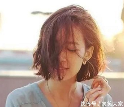 四十岁女人什么发型好看