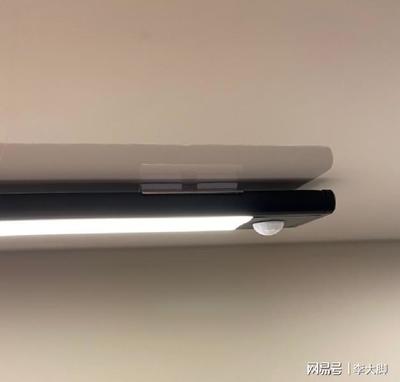 橱柜感应灯怎么提前预留