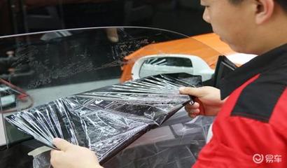 玻璃膜怎么撕掉