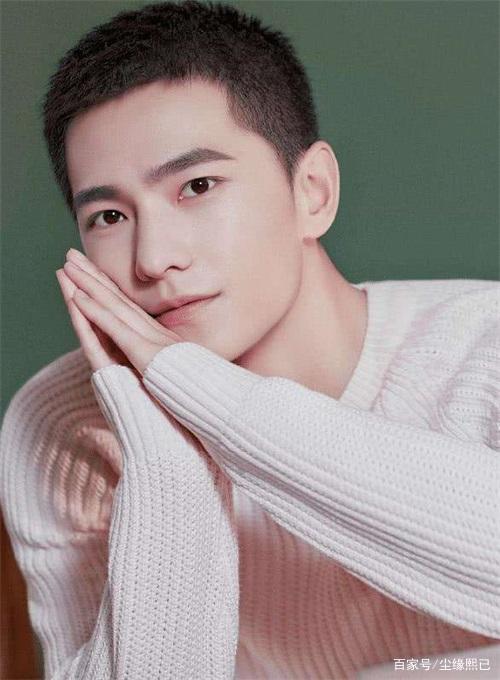 中年男子发型