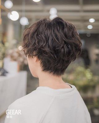 自然卷剪什么短发