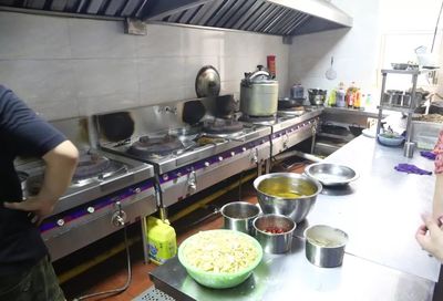 餐饮厨房热怎么解决办法