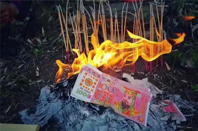 做梦火烧山周公解梦