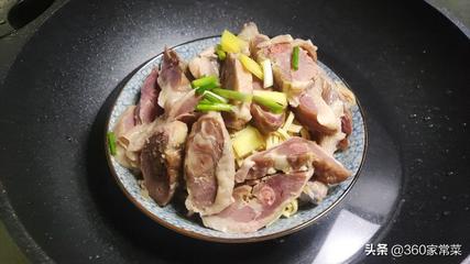 腊鸭腿做法大全家常