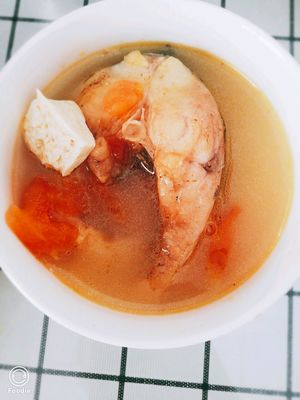 西红柿豆腐鱼汤