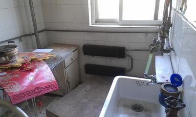 老房子厨房卫生间重新装修