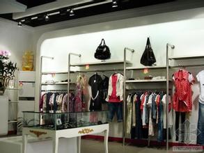 服装加盟店装修