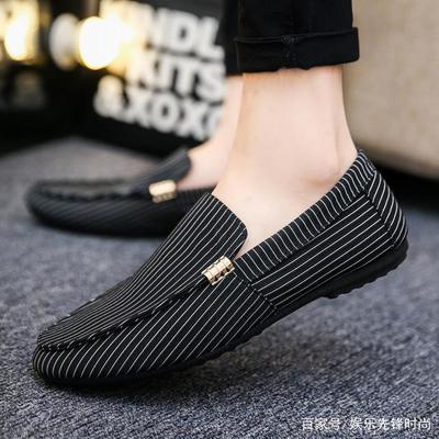 男痘痘鞋怎么搭配