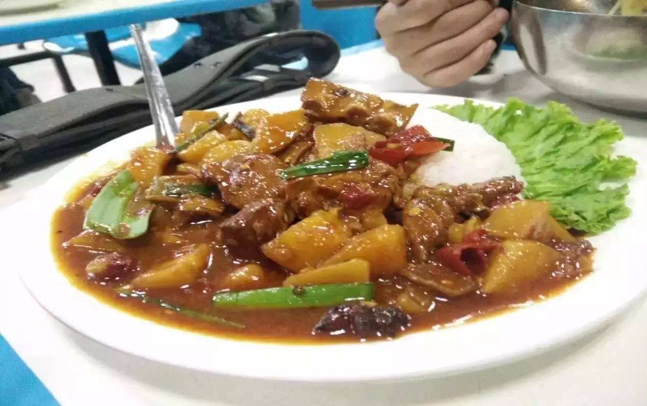 土豆牛肉盖饭