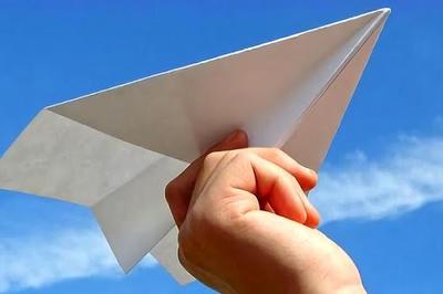 纸飞机的玩法和制作方法