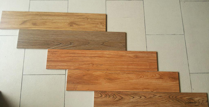 仿木塑料地板的铺法