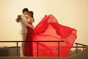 已婚女人梦见自己准备结婚