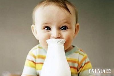 两岁的宝宝能喝酸奶吗,孩子能喝酸奶吗?