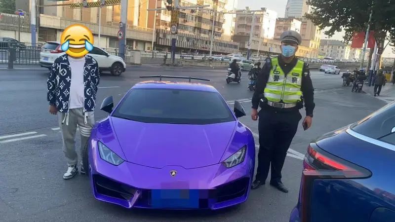 车辆变更颜色