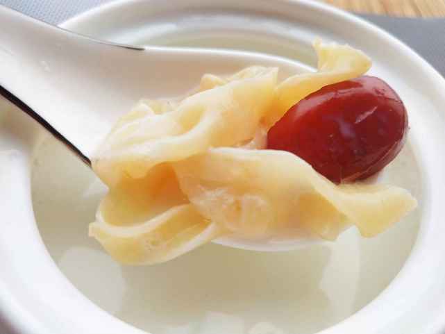 怀孕多久可以吃鱼胶