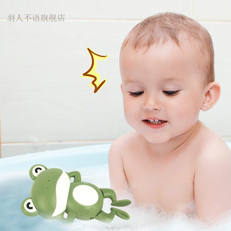 小宝宝洗澡