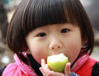 小孩咳嗽可以吃苹果吗