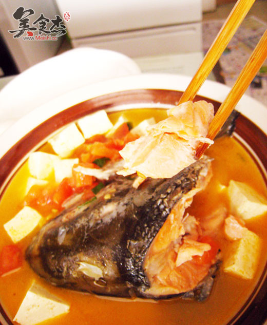 三文鱼头豆腐汤