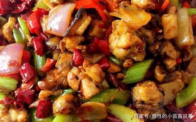 麻辣炒鸡的家常做法