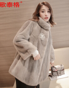 貂皮女大衣
