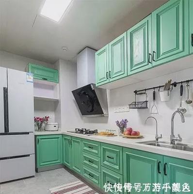 厨房装修橱柜门颜色