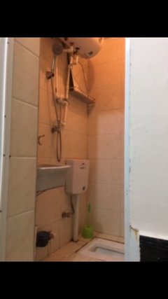 内卫离厨房远用什么热水器