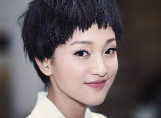 适合40岁女人的发型短发