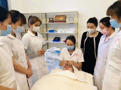 泉州美容学校