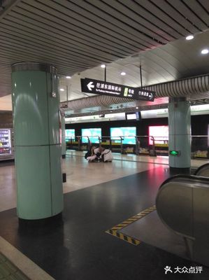南京东路地铁站