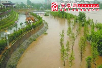 周公解梦河水上涨