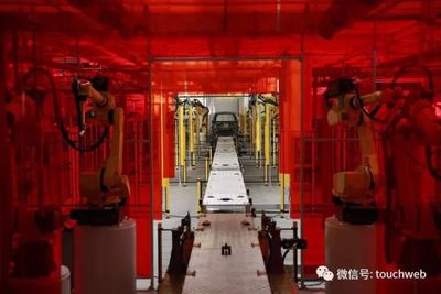 汽车塑料件自动化生产