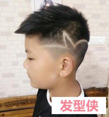 最新款男孩头型