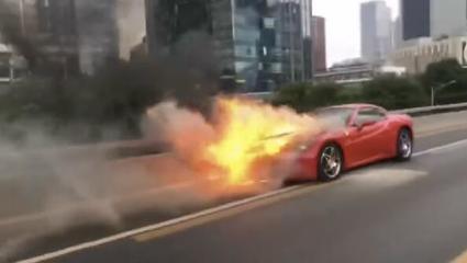 做梦车着火了