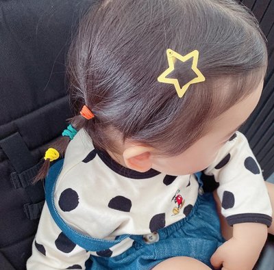 小孩简单编发发型扎法