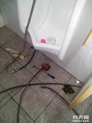厨房下水道堵塞谁来修