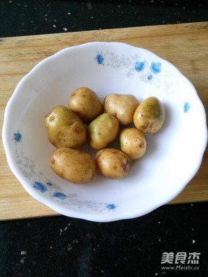 小土豆蒸熟怎么做好吃