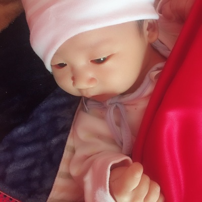 一个月的宝宝老是放屁怎么回事