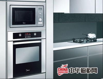 橱柜镶入式的电器