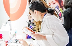 美容院冬天淡季