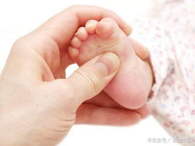 新生儿多久可以剪指甲