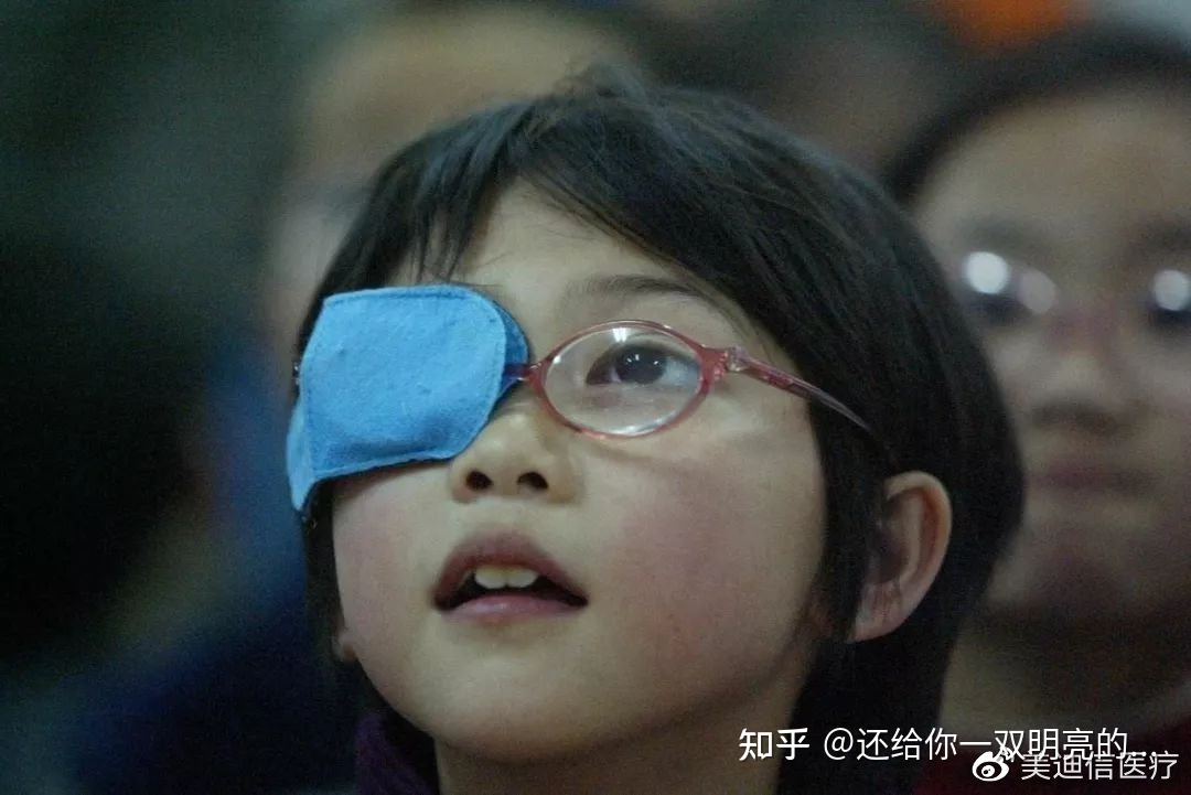 弱视是怎么回事