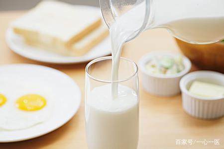 纯牛奶美白效果好吗