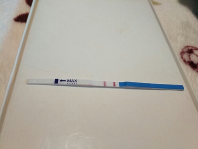 怎么让验孕棒显示怀孕