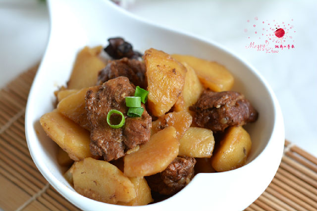 鸡子烧土豆的做法