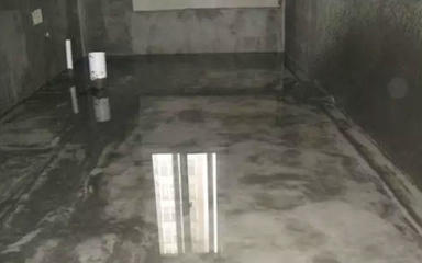 厨房地板缝冒水