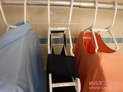 塑料衣架容易断么
