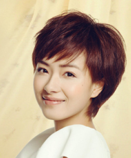 女人圆脸短发发型